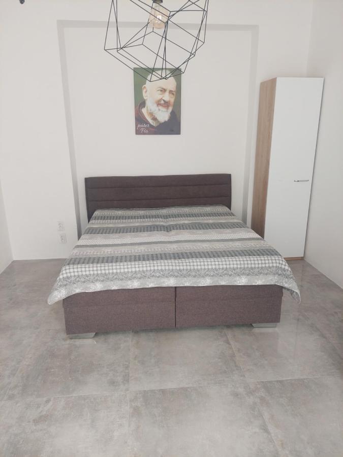 Padre Pio Apartments Family Košice Εξωτερικό φωτογραφία